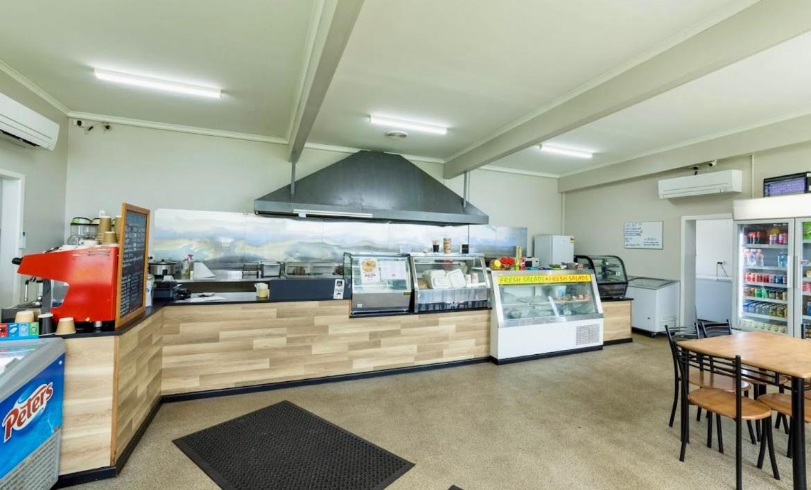 Millicent Lakeside Caravan Park Hotel ภายนอก รูปภาพ