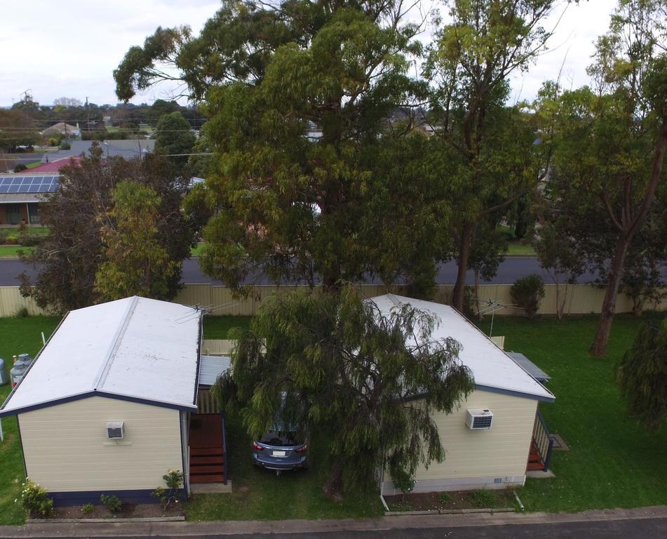 Millicent Lakeside Caravan Park Hotel ภายนอก รูปภาพ