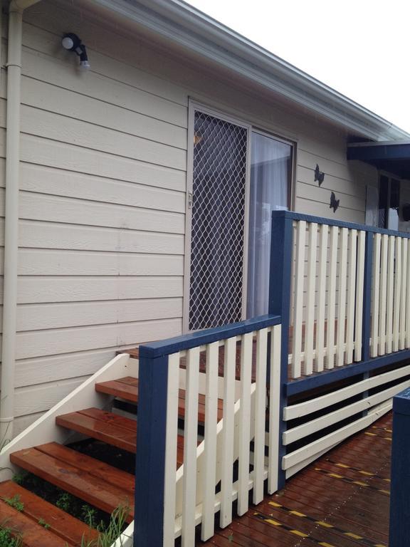 Millicent Lakeside Caravan Park Hotel ภายนอก รูปภาพ