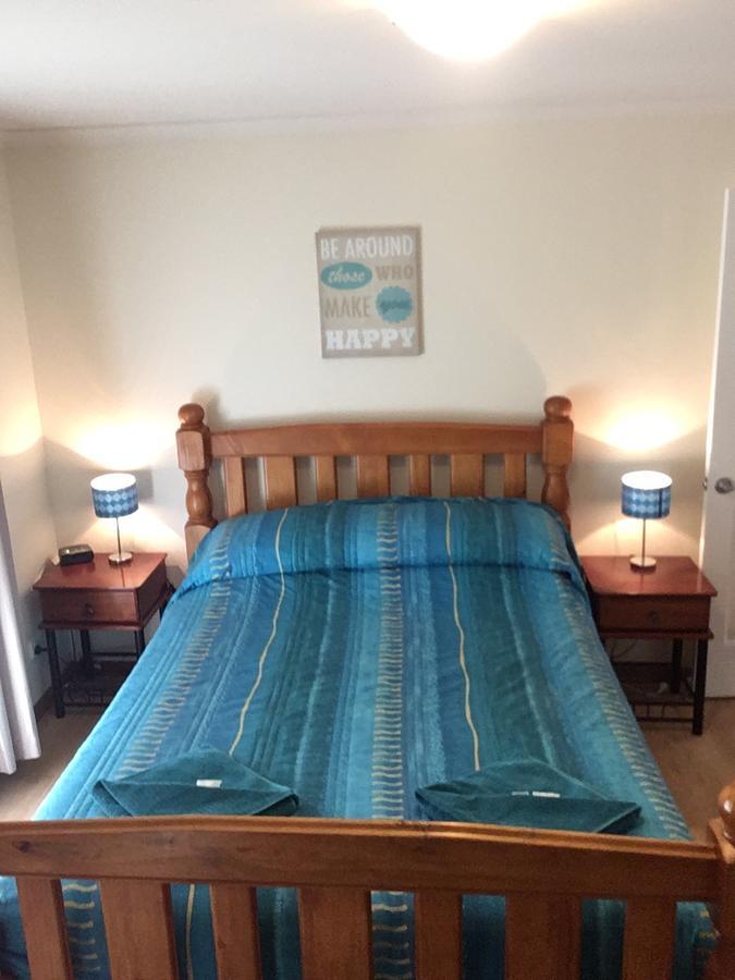 Millicent Lakeside Caravan Park Hotel ภายนอก รูปภาพ